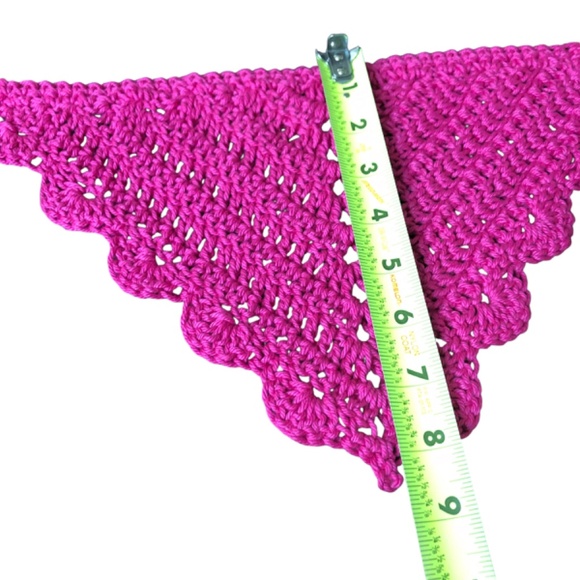 Handmade Crochet Scalloped Edge Open Weave Pink Bandana - Picture 12 of 15